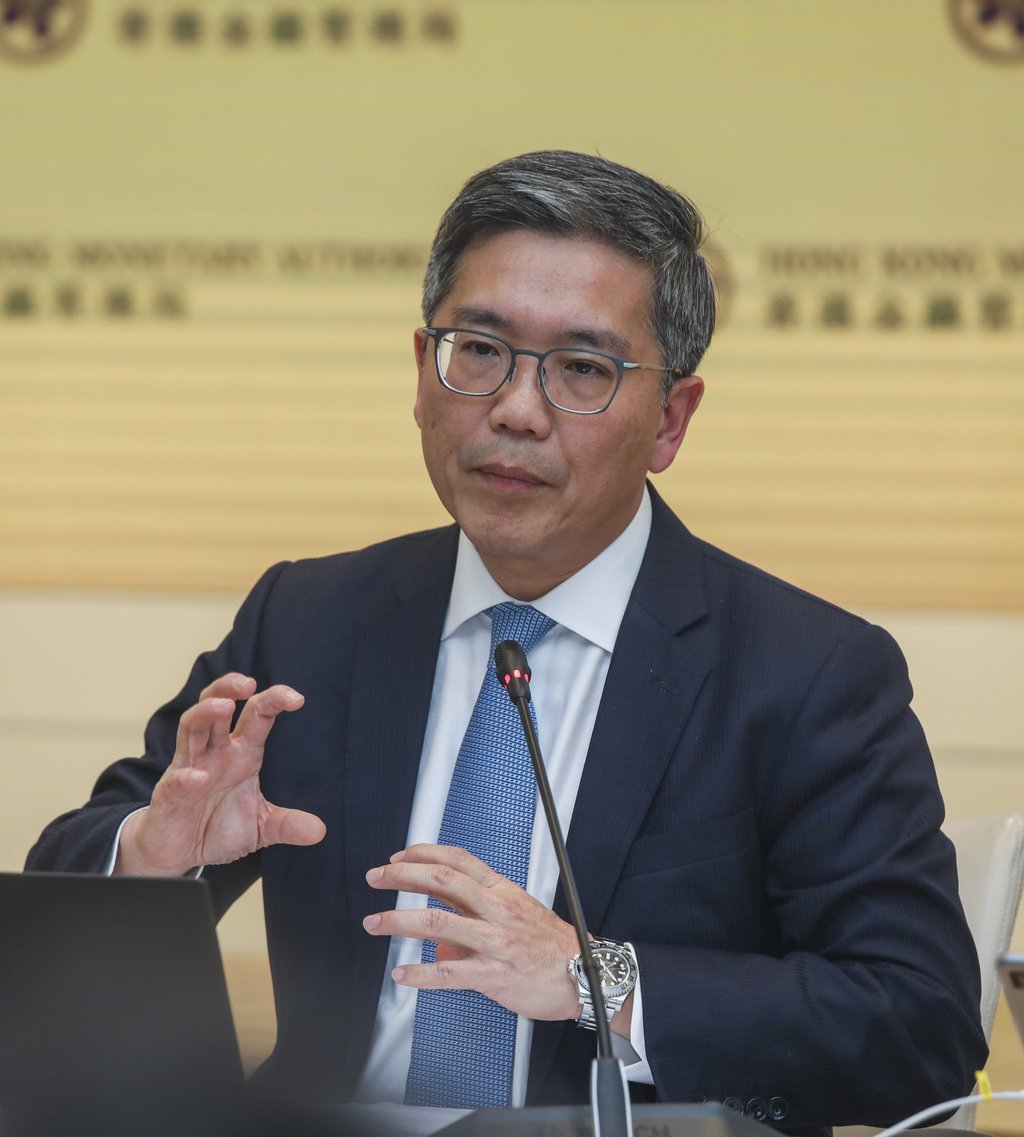 Arthur Yuen Kwok-hang, Deputy Chief Executive of the Hong Kong Monetary Authority (HKMA), at a media briefing on granting lofty virtual Banking licenses on 27 March 2019. Photo: Xiaomei Chen
