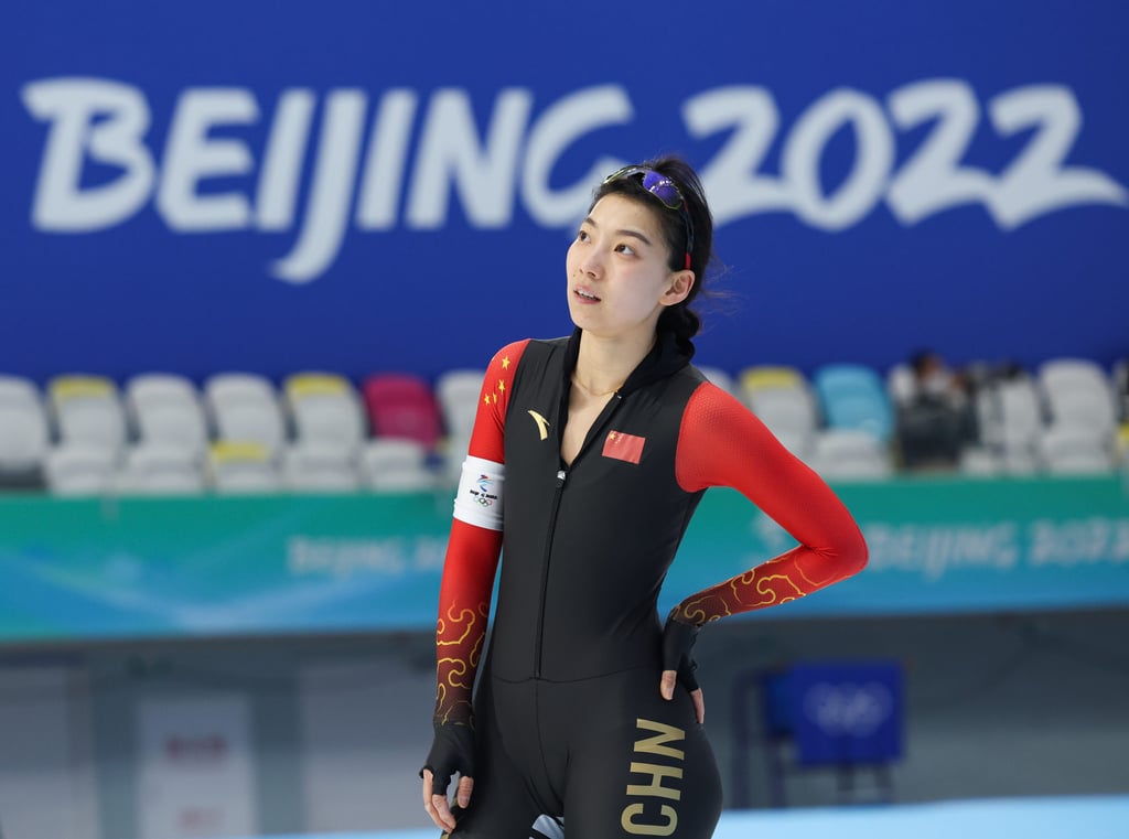 Li Qishi of China awaits the results after the women’s 1,000m speedskating event. Photo: Xinhua/Cheng Tingting