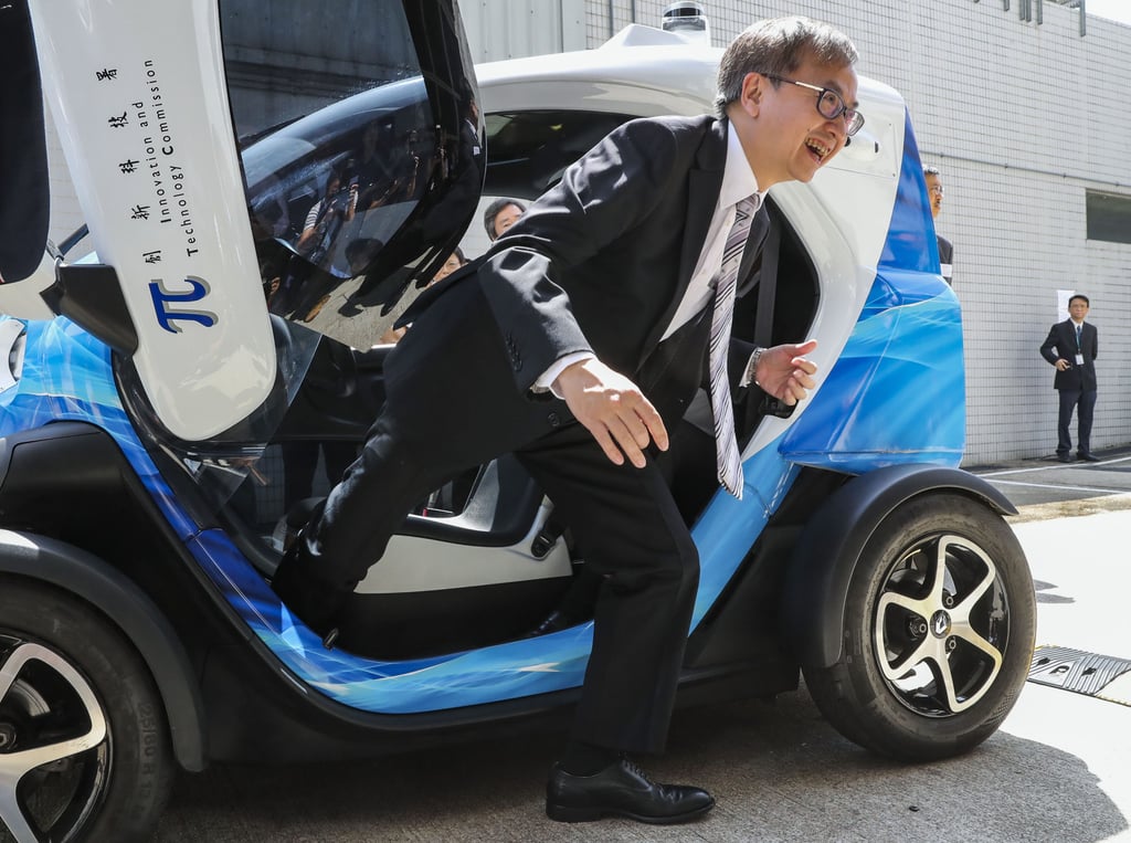 The chauffeur for Undersecretary for Innovation and Technology David Chung has tested preliminary-positive for Covid-19. Photo: K. Y. Cheng