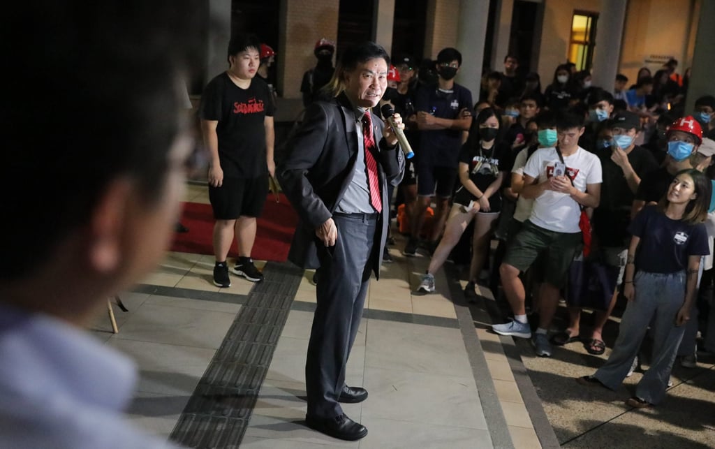 Lingnan University president Leonard Cheng meets students about class boycotts in September 2019. Photo: May Tse