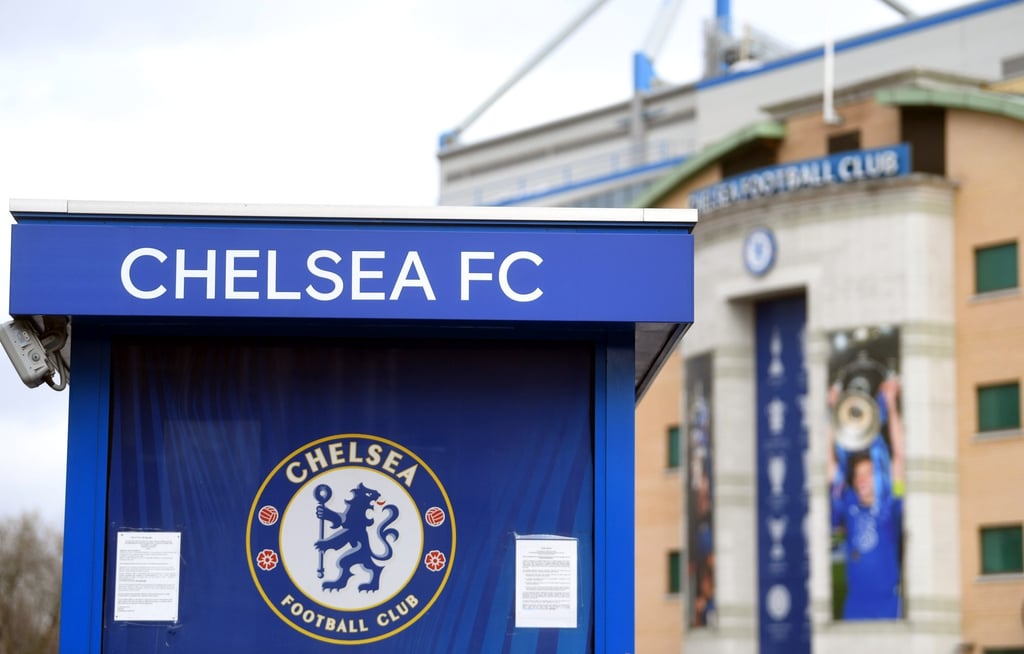 The logo of English Premier League side Chelsea FC on display outside Chelsea’s ground at Stamford Bridge in west London. Photo: EPA-EFE