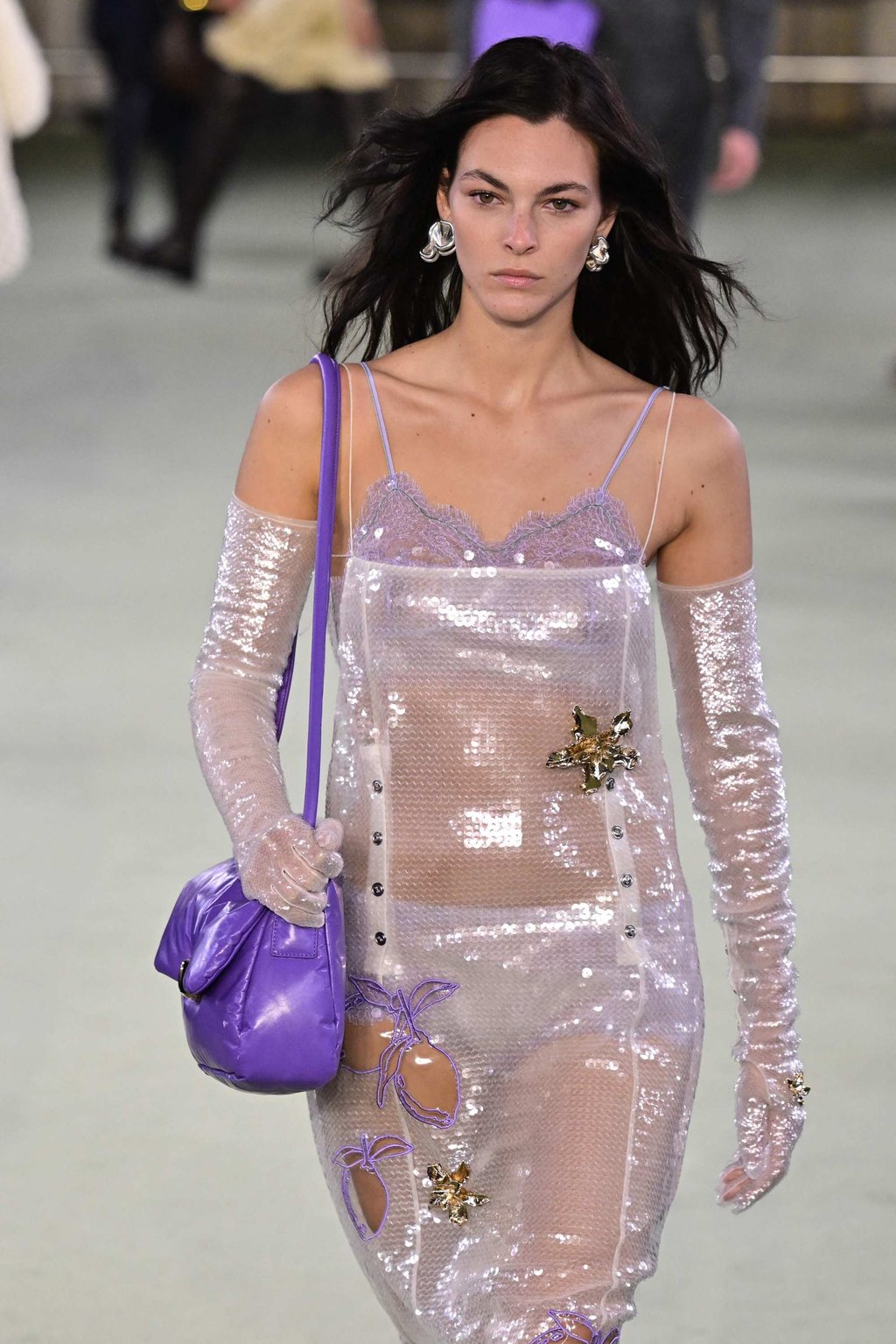 The debut of French designer Matthieu Blazy’s collection at Bottega Veneta included bold and creative twists at the Bottega Veneta Women catwalk show autumn/winter 2022-2023 on the fifth day of the Milan Fashion Week in Milan, on February 26. Photo: AFP