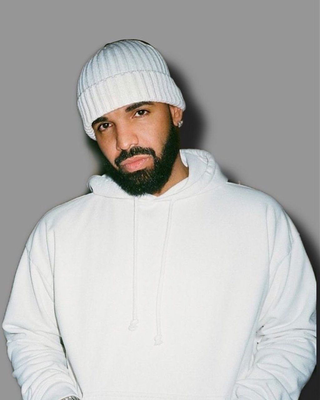 Drake is reportedly buying the Los Angeles mansion for US$50 million. Photo: @drakeofficlal/Instagram
