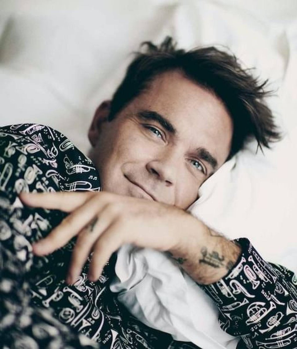 Robbie Williams reportedly bought the mansion back in 2015 from Guess co-founder Armand Marciano. Photo: @robbiewilliams/Instagram