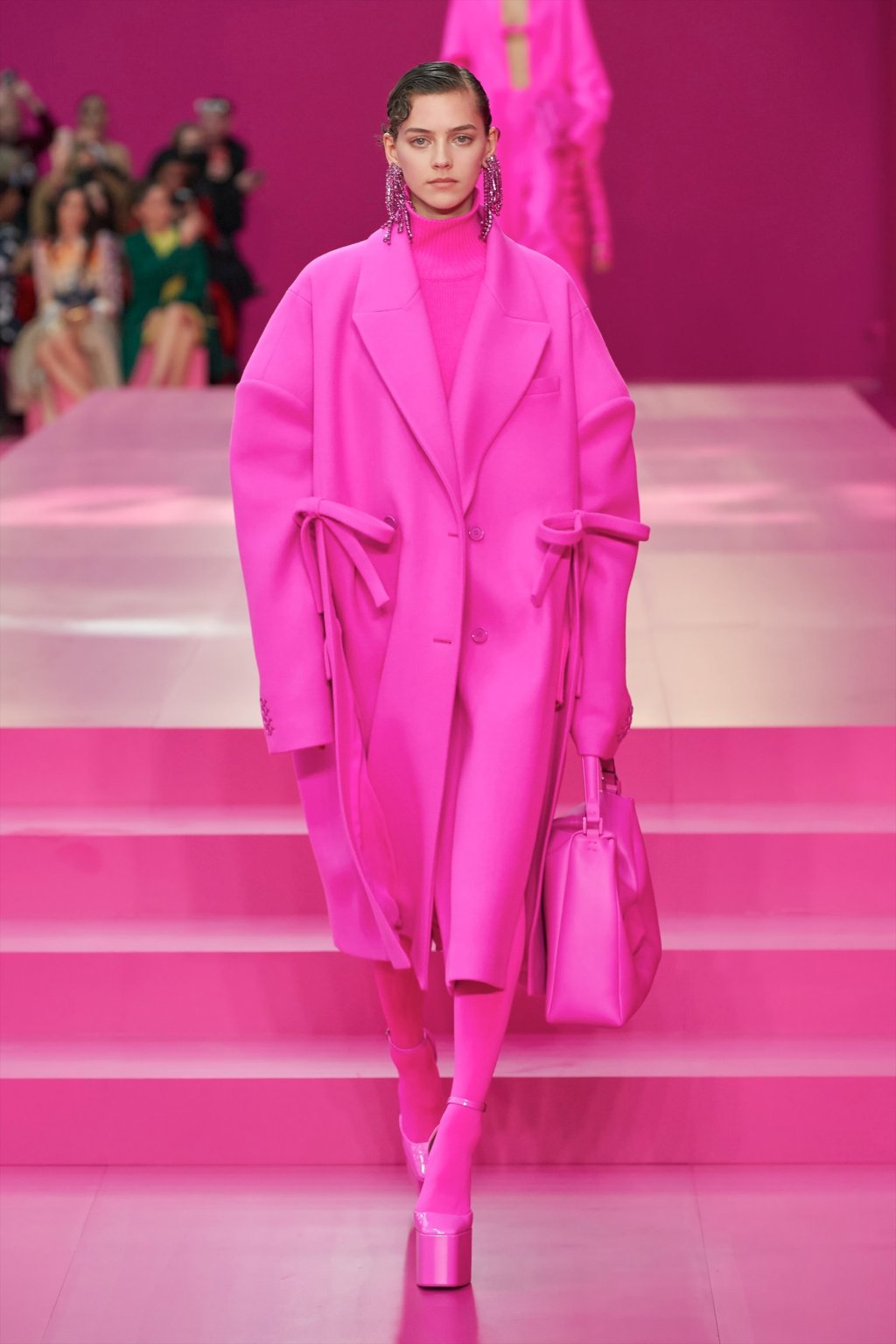Valentino got “pretty in pink” with its bold new autumn/winter 2022 ready-to-wear collection, unveiled at Paris Fashion Week on March 6. Photo: Xinhua