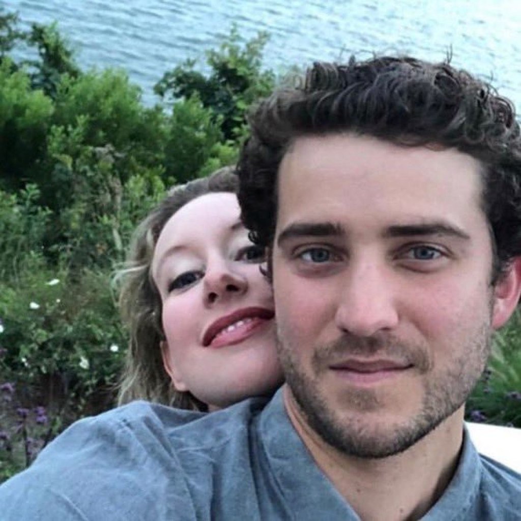 Elizabeth Holmes and Billy Evans now have a child together. Photo: @nickbilton/Twitter Elizabeth Holmes and Billy Evans now have a child together. Photo: @nickbilton/Twitter