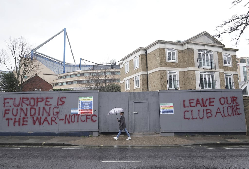 Graffiti in support of the football club near Stamford Bridge, the home ground of Chelsea FC, in London. Photo: AP Graffiti in support of the football club near Stamford Bridge, the home ground of Chelsea FC, in London. Photo: AP