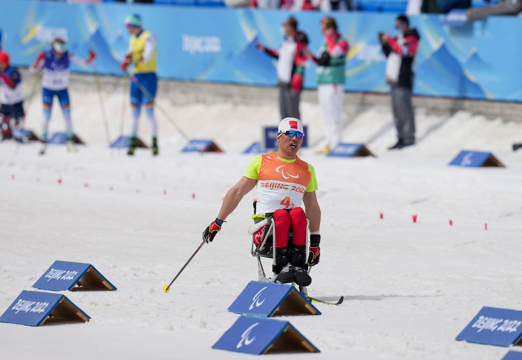 China’s Mao Zhongwu competes during the para cross-country skiing open 4x2.5km relay. Photo: Xinhua China’s Mao Zhongwu competes during the para cross-country skiing open 4x2.5km relay. Photo: Xinhua