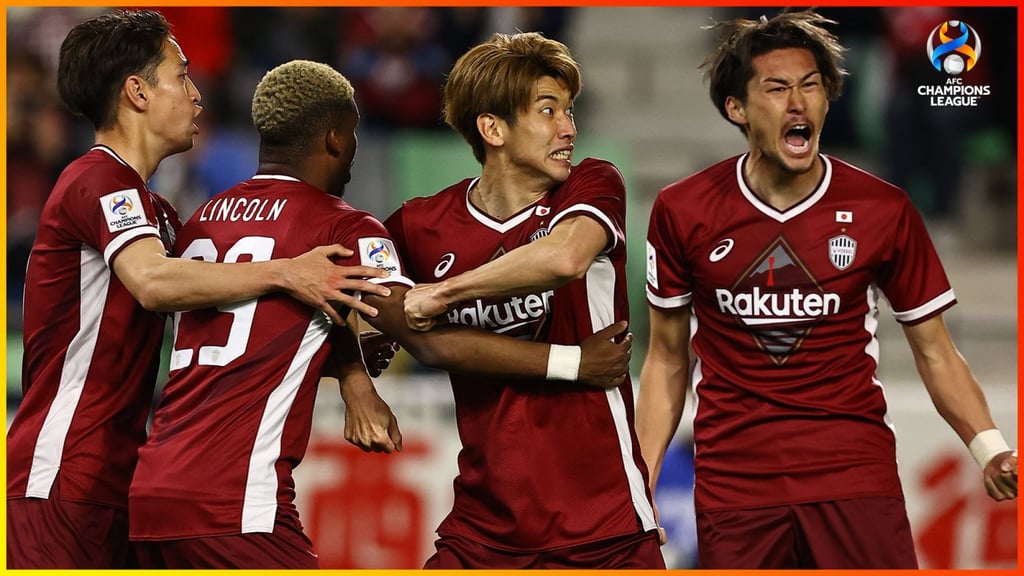 Kobe Vissel players in the match against Melbourne Victory for qualifying to the Asian Champions League group stage. Photo: AFC