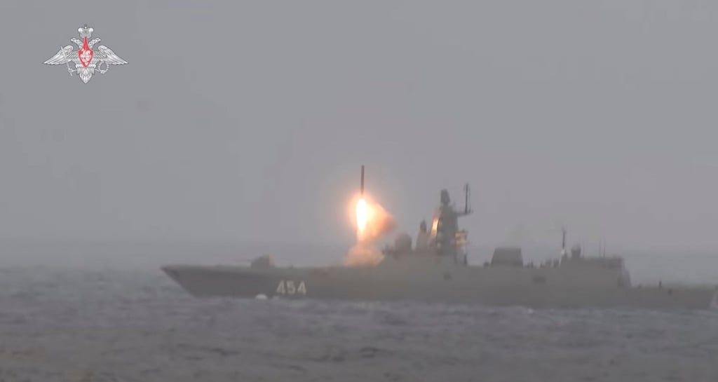 Russian guided missile frigate, Admiral Gorshkov, fires a hypersonic missile. Photo: Reuters