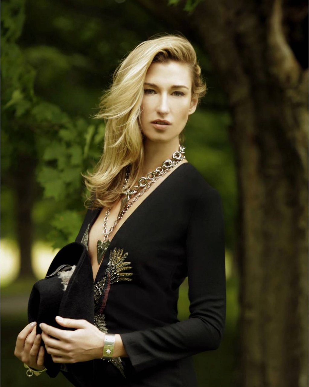 Lauren Remington Platt is a former model-turned-beauty-entrepreneur – and now she has joined the cryptocurrency world as head of global luxury partnerships at FTX. Photo: @laurenremingtonplatt/Instagram Lauren Remington Platt is a former model-turned-beauty-entrepreneur – and now she has joined the cryptocurrency world as head of global luxury partnerships at FTX. Photo: @laurenremingtonplatt/Instagram