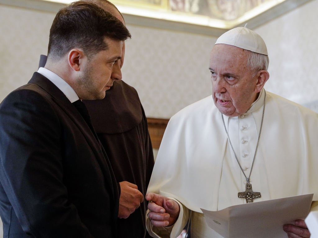 Pope Francis with Ukrainian President Volodymyr Zelensky at the Vatican in 2020. Photo: AP Pope Francis with Ukrainian President Volodymyr Zelensky at the Vatican in 2020. Photo: AP