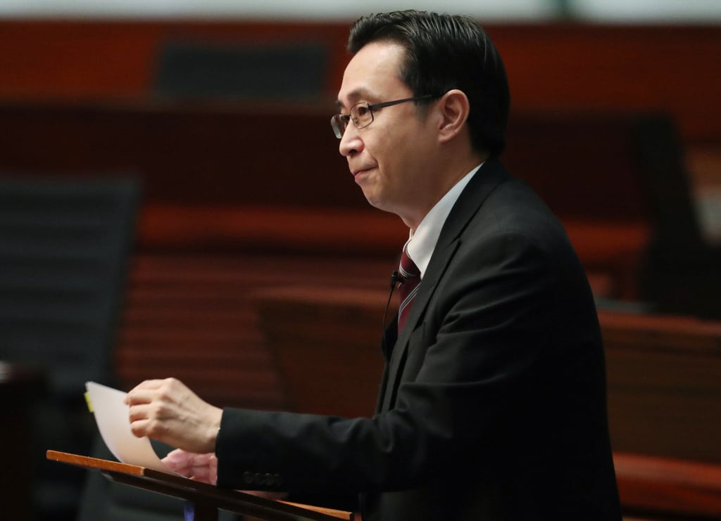 Leung snatched documents from then undersecretary for development Eric Ma (pictured above). Photo: Nora Tam Leung snatched documents from then undersecretary for development Eric Ma (pictured above). Photo: Nora Tam