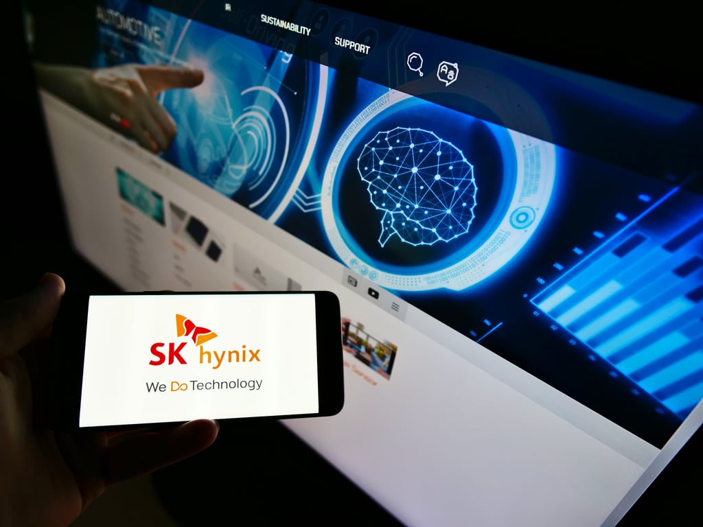 South Korean memory chip maker SK Hynix last year partnered with the municipal government of Wuxi, a city in eastern Jiangsu province, to develop the China-Korea Integrated Circuit Industrial Park. Photo: Shutterstock South Korean memory chip maker SK Hynix last year partnered with the municipal government of Wuxi, a city in eastern Jiangsu province, to develop the China-Korea Integrated Circuit Industrial Park. Photo: Shutterstock