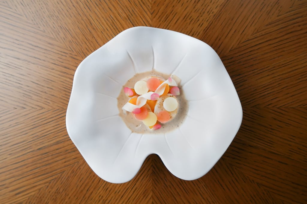 Spiny lobster, zero Celsius winter root vegetable, kissable apple, bourbon vanilla, white vermouth, chervil and extra virgin grapeseed oil. Photo: Amber