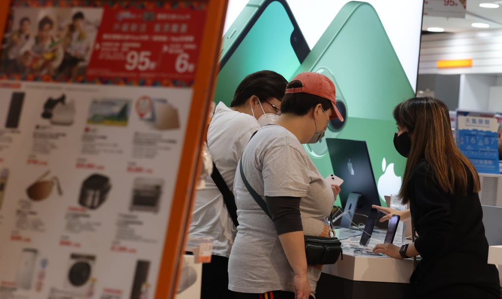 Residents will be able to use their e-vouchers until October 31. Photo: Nora Tam Residents will be able to use their e-vouchers until October 31. Photo: Nora Tam
