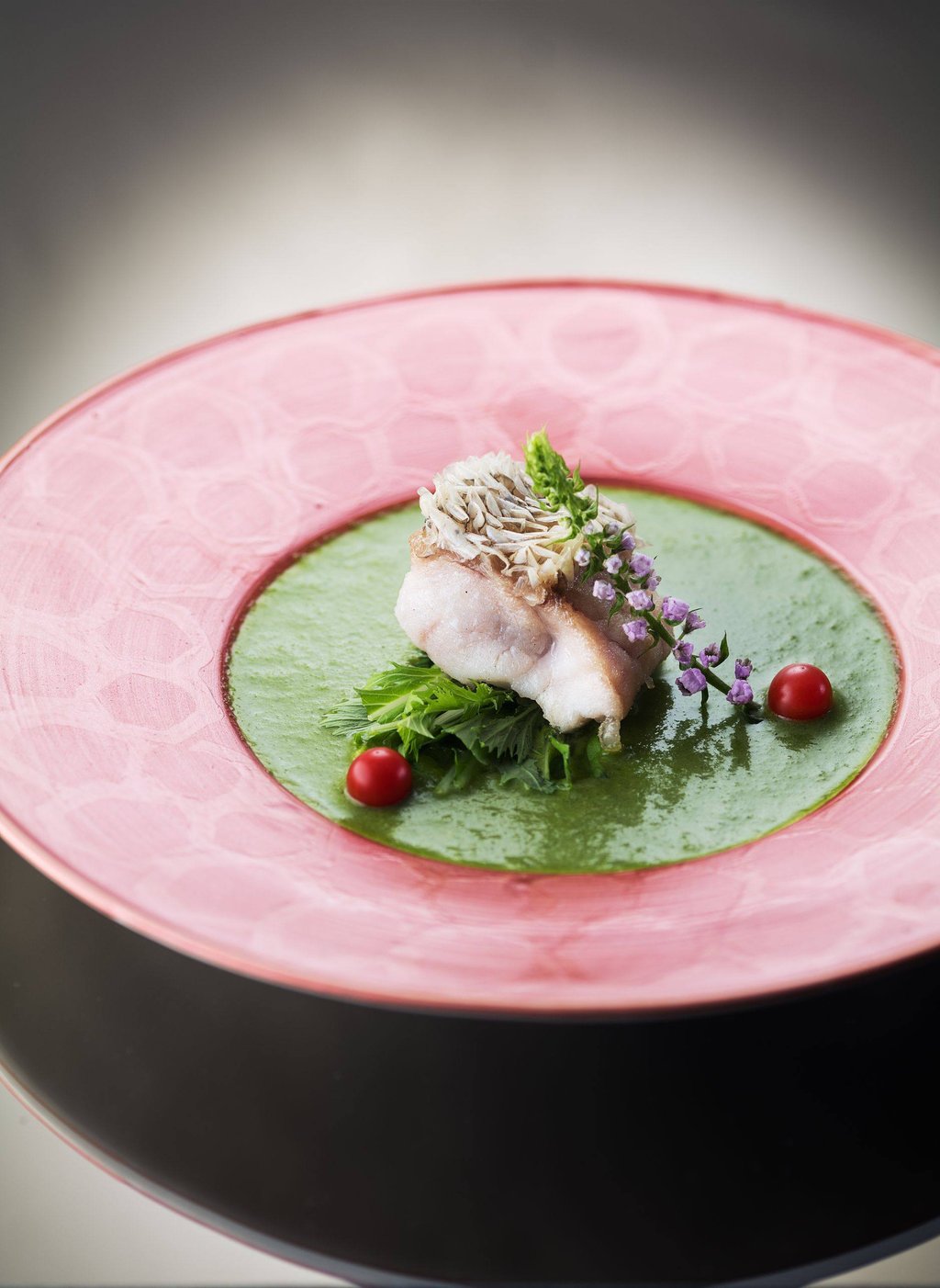 Grilled tilefish with herbs and green pepper sauce. Photo: Kushiro
