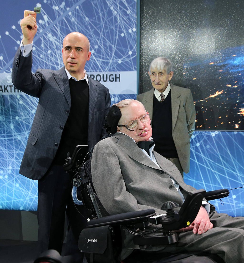 Yuri Milner holds up a prototype of the “Star Chip”, a small robotic spacecraft, with Professor Stephen Hawking, at the New Space Exploration Initiative “Breakthrough Starshot” announcement at One World Observatory, in New York, on April 12, 2016. Photo: Getty Images Yuri Milner holds up a prototype of the “Star Chip”, a small robotic spacecraft, with Professor Stephen Hawking, at the New Space Exploration Initiative “Breakthrough Starshot” announcement at One World Observatory, in New York, on April 12, 2016. Photo: Getty Images