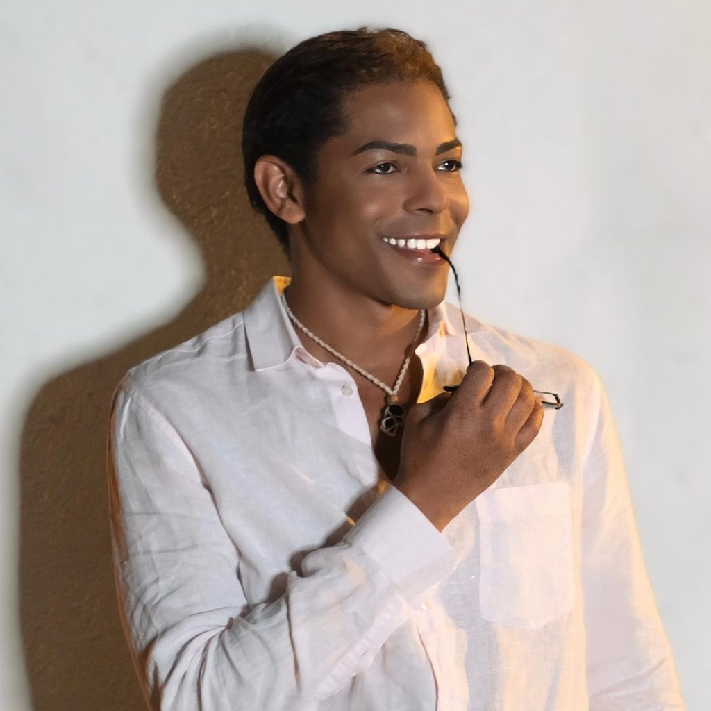 Despite the ongoing rumours, Brandon Alexander Howard has denied being the son of Michael Jackson. Photo: @B. Howard/Facebook