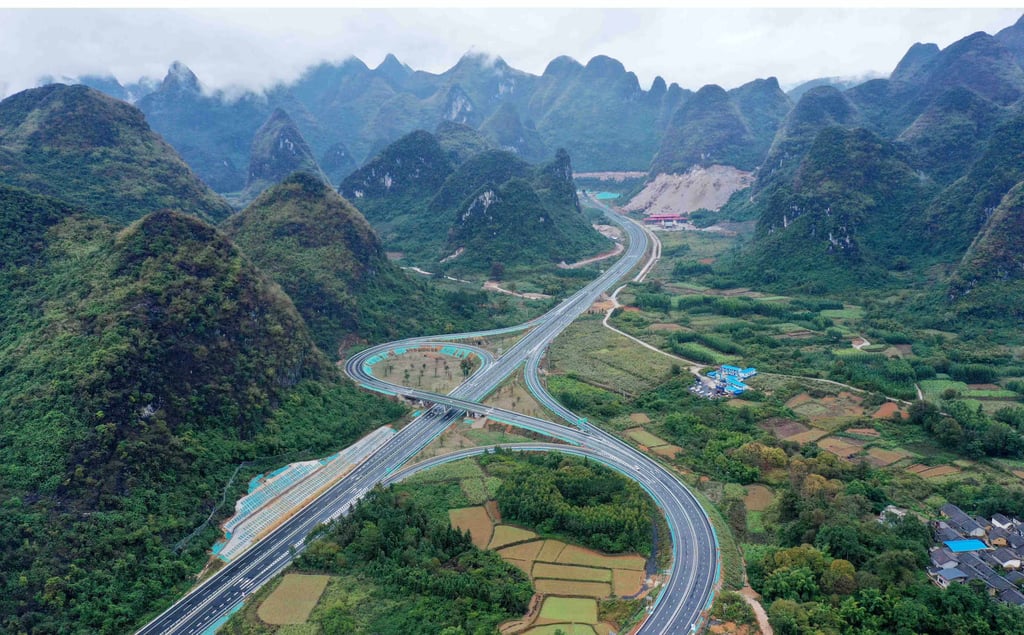 Aerial photo taken in November shows an interchange of the Guilin-Liucheng Expressway in Rongan County, south China’s Guangxi Zhuang autonomous region. Photo: Xinhua Aerial photo taken in November shows an interchange of the Guilin-Liucheng Expressway in Rongan County, south China’s Guangxi Zhuang autonomous region. Photo: Xinhua