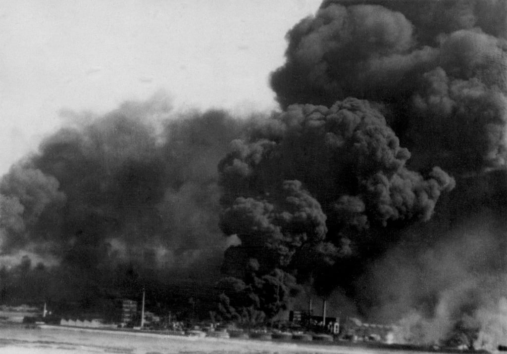 Oil tanks are seen set ablaze in Dunkirk, France, in June 1940. Europe has a history of triggering global wars. Photo: AFP Oil tanks are seen set ablaze in Dunkirk, France, in June 1940. Europe has a history of triggering global wars. Photo: AFP
