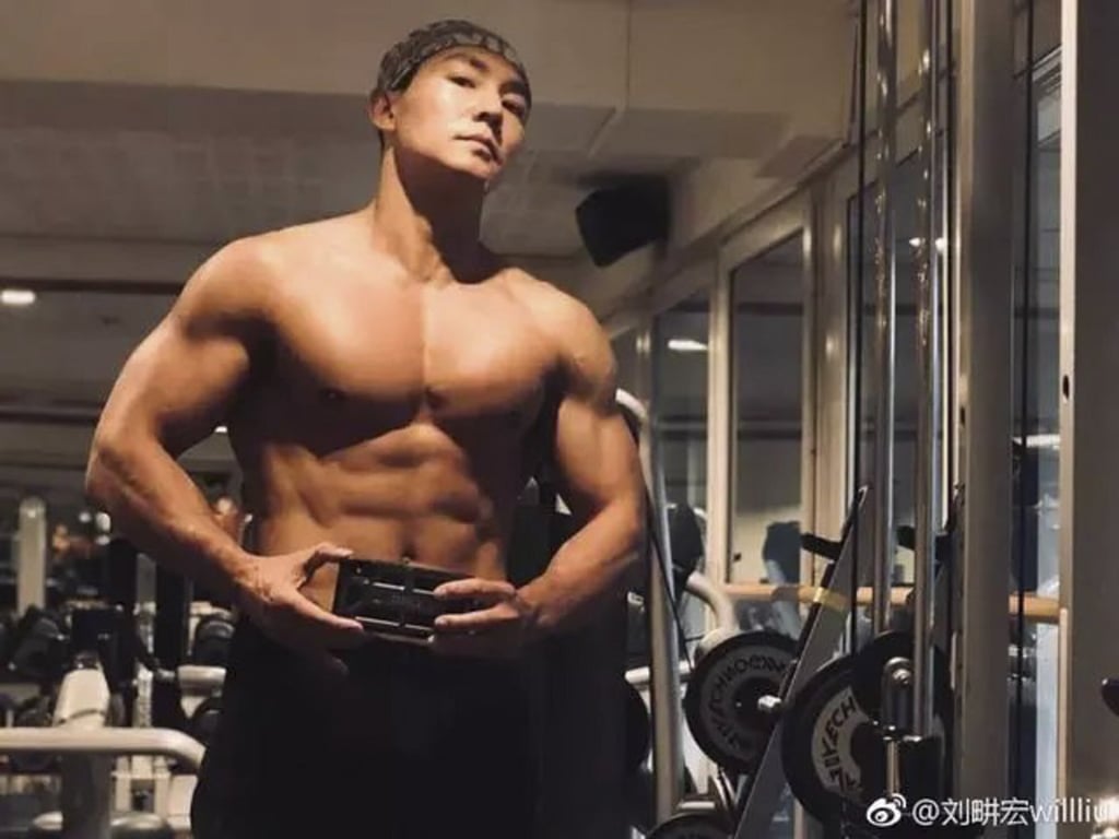 From 20 000 views to 59.3 million fans a fitness instructor sees his social media explode by posting lockdown exercise videos South China Morning Post