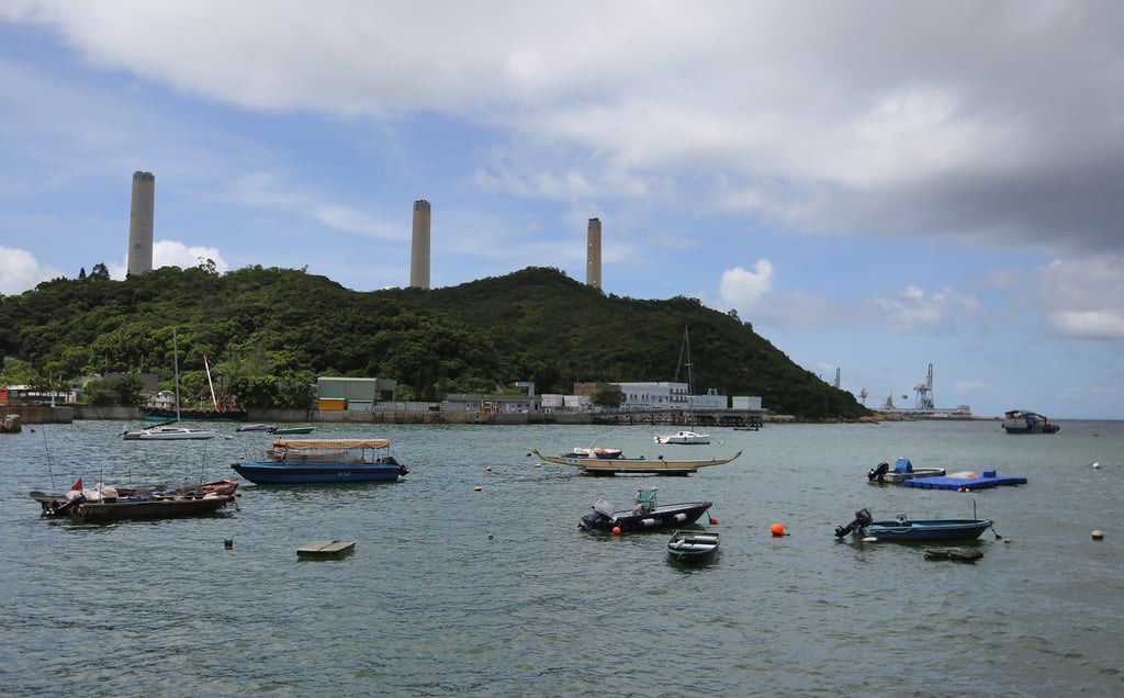 HK Electric plans to build a wind farm about 4km southwest of Lamma Island. Photo: Xiaomei Chen HK Electric plans to build a wind farm about 4km southwest of Lamma Island. Photo: Xiaomei Chen