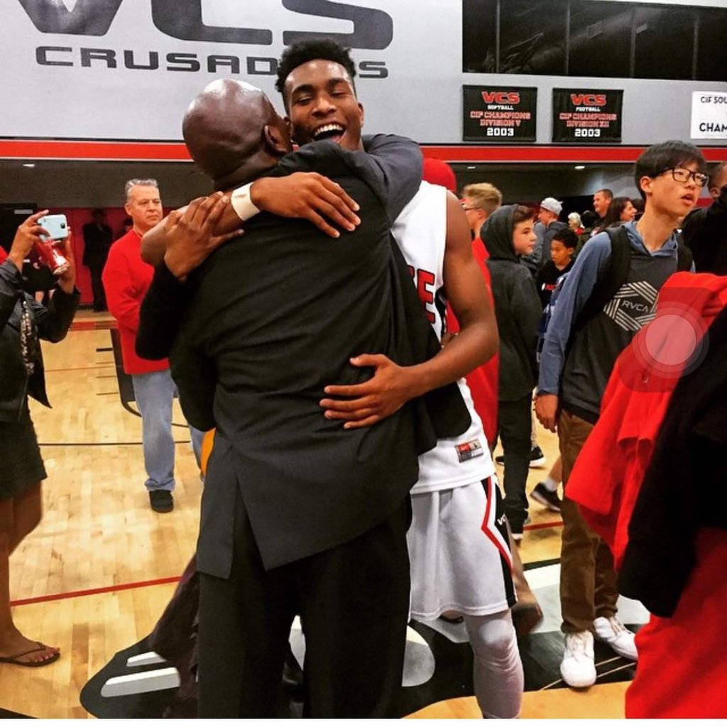 Clifton Powell Jr was a successful basketball player with his university but he left his scholarship early to pursue other ambitions. Photo: @itscliftonpowell/Instagram