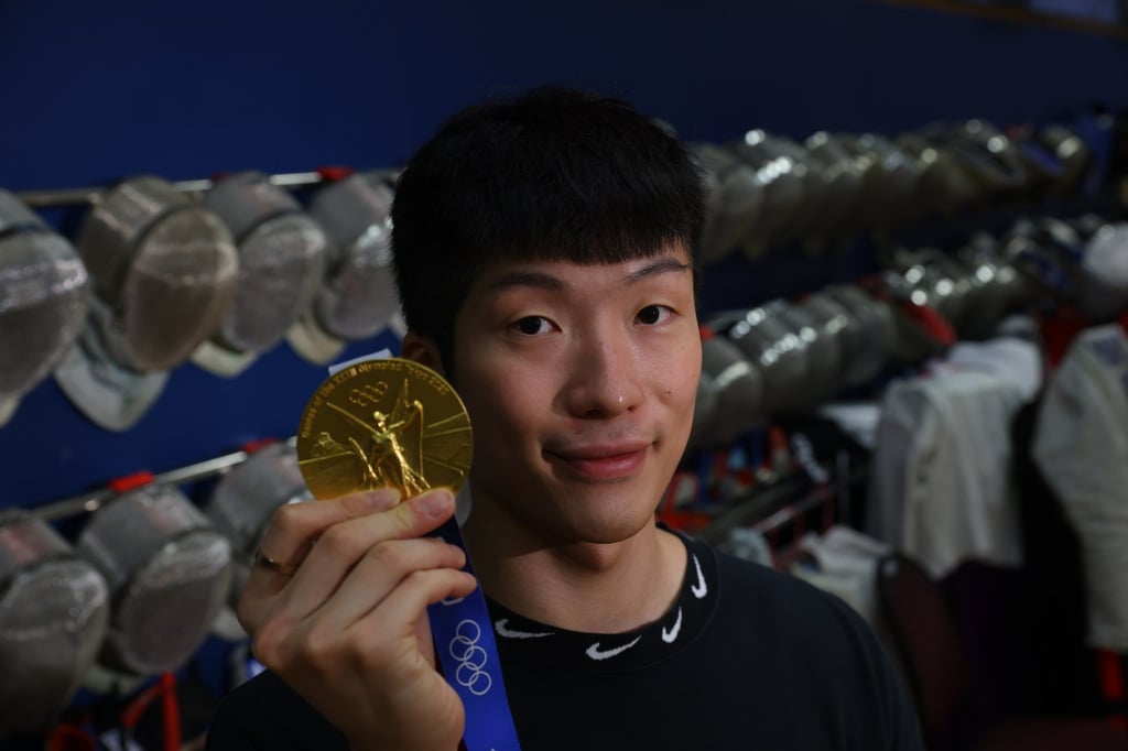 Hong Kong fencer Cheung Ka-long, with his gold medal after winning the men’s foil event at the 2020 Tokyo Olympics. Photo: Dickson Lee