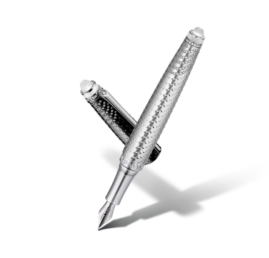 Caran D’Ache and Lalique Crystal & Diamonds fountain pen. Photo: Lalique