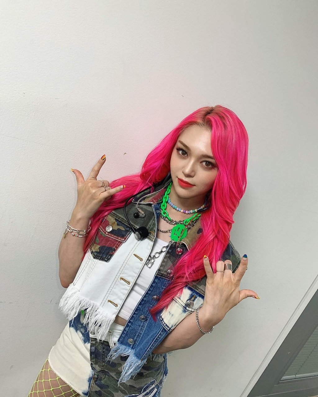 Who is AleXa, the K-pop idol winner of American Song Contest