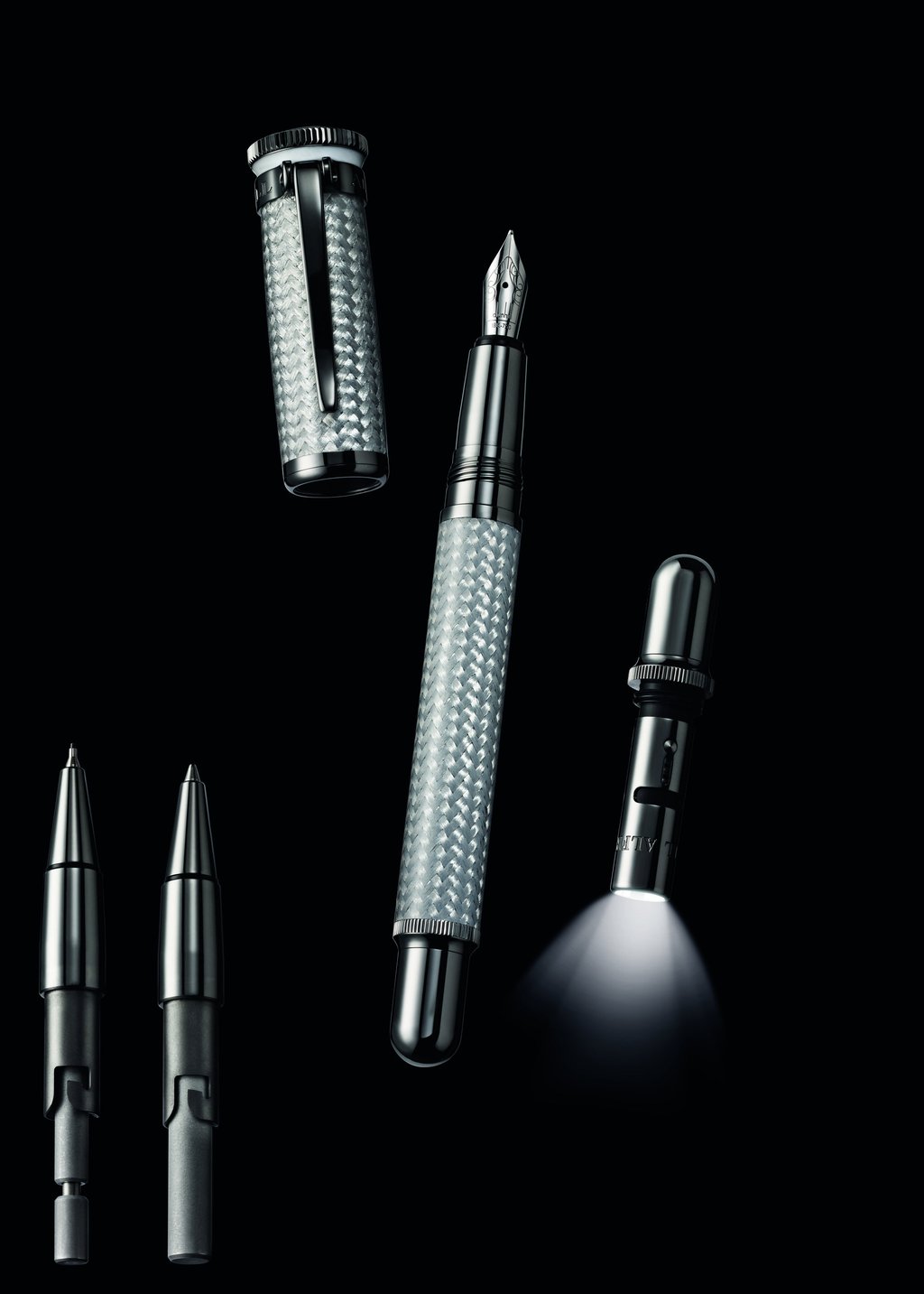 Dunhill Sentryman Explorer II. Photo: Handout Dunhill Sentryman Explorer II. Photo: Handout