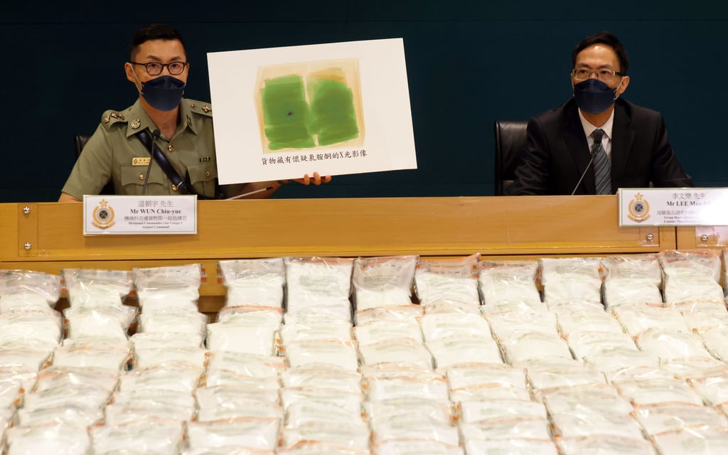 Assistant Superintendent Wun Chiu-yue and Superintendent Lee Man-lok at a press conference displaying the ketamine haul. Photo: SCMP Assistant Superintendent Wun Chiu-yue and Superintendent Lee Man-lok at a press conference displaying the ketamine haul. Photo: SCMP