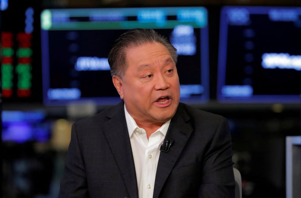 Broadcom to buy VMware for US$61 billion in record chip deal | South China Morning Post Broadcom to buy VMware for US$61 billion... 