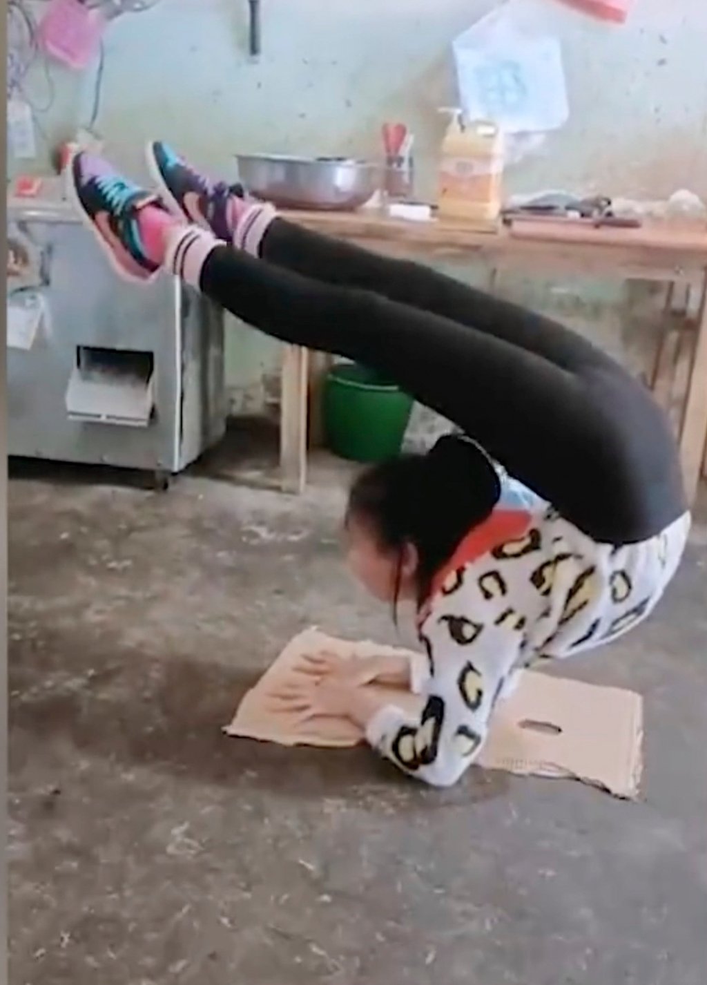 Wu is largely self-taught, spending countless hours watching online dance videos on her mother’s mobile phone before she got her big break. Photo: Weibo Wu is largely self-taught, spending countless hours watching online dance videos on her mother’s mobile phone before she got her big break. Photo: Weibo