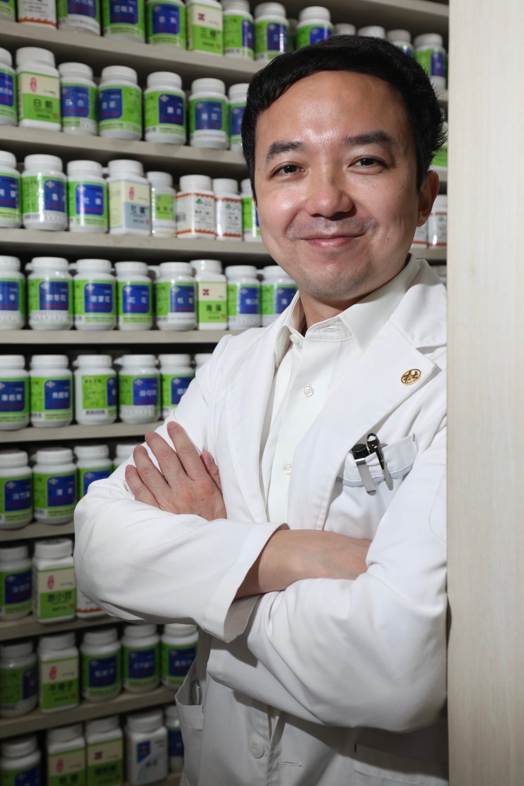Traditional Chinese medicine practitioner Samuel To at his clinic in Central, Hong Kong. Photo: Xiaomei Chen Traditional Chinese medicine practitioner Samuel To at his clinic in Central, Hong Kong. Photo: Xiaomei Chen
