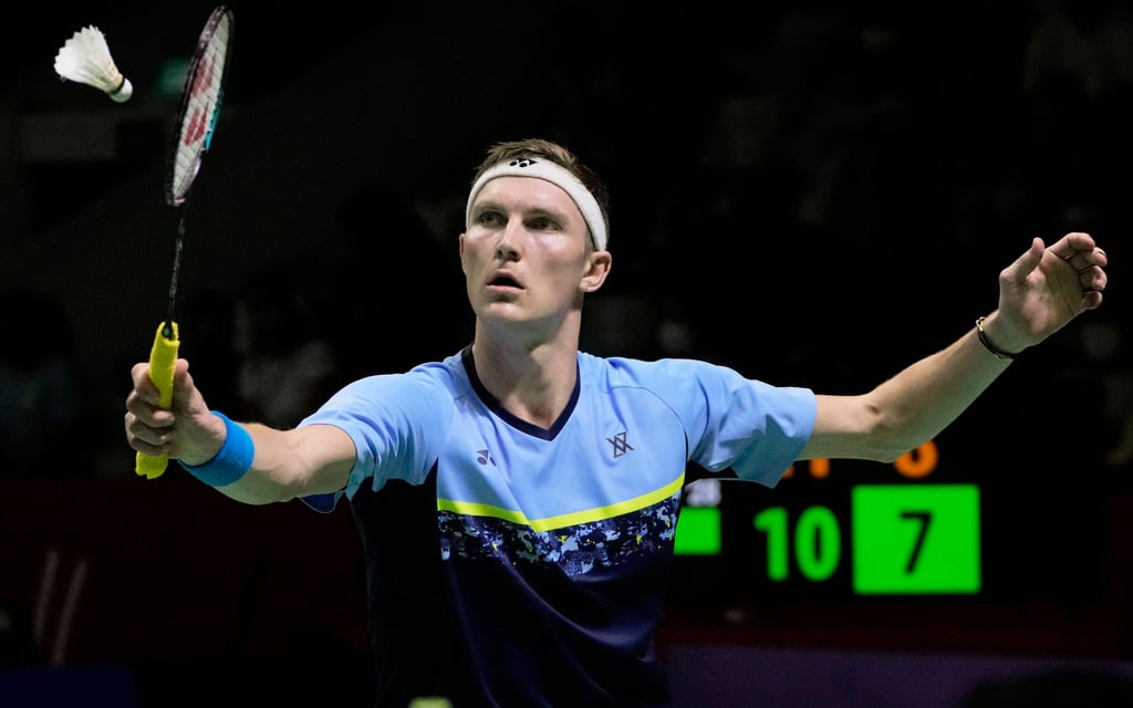 Victor Axelsen of Denmark eased into the Indonesia Masters quarter-finals with a straight-games win over Taiwan’s Wang Tzu Wei. Photo: AP