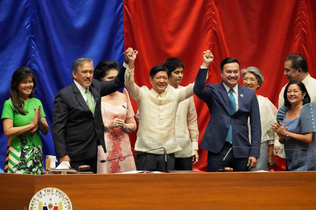 President-elect Ferdinand “Bongbong” Marcos Jnr, 4th from left. Photo: AP President-elect Ferdinand “Bongbong” Marcos Jnr, 4th from left. Photo: AP