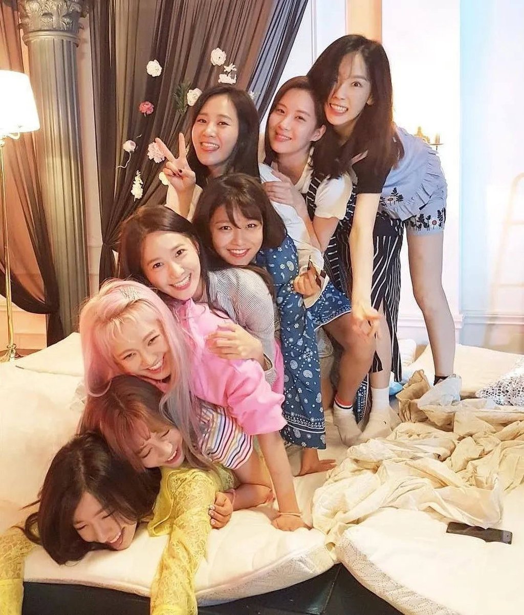 SNSD will greet viewers with a solo reality programme broadcast on JTBC first before its official comeback. Photo: @heni__lim95/Instagram