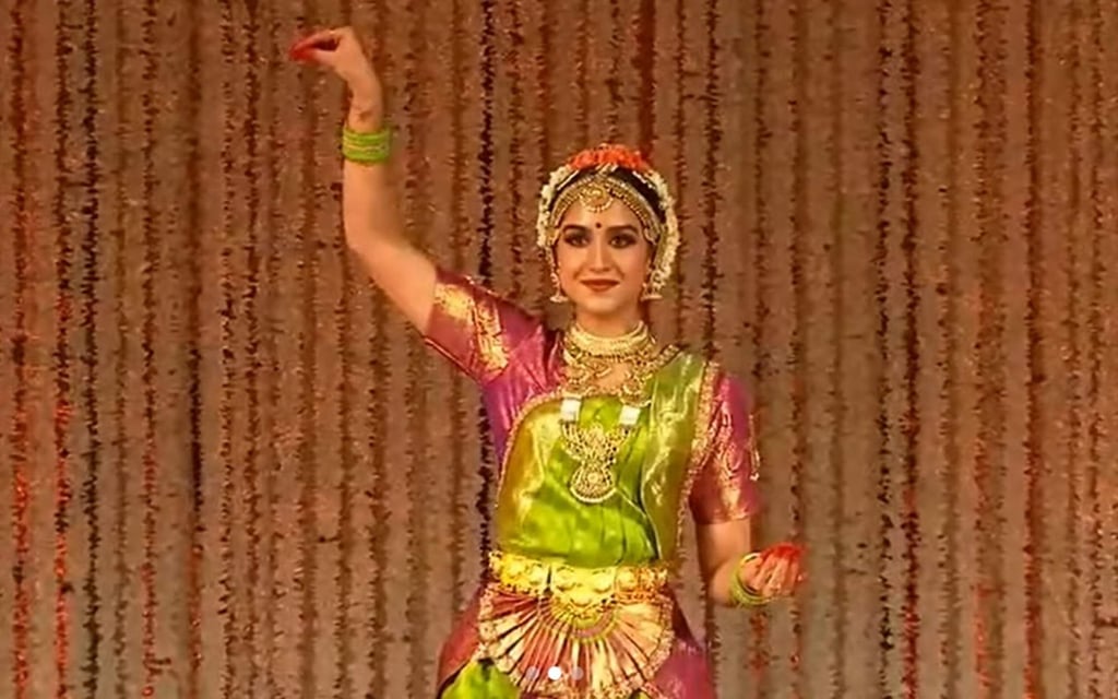 Radhika Merchant on stage at the Jio World Centre in Mumbai performing bharatanatyam. Photo: @radhikamerchantfc/Instagram Radhika Merchant on stage at the Jio World Centre in Mumbai performing bharatanatyam. Photo: @radhikamerchantfc/Instagram