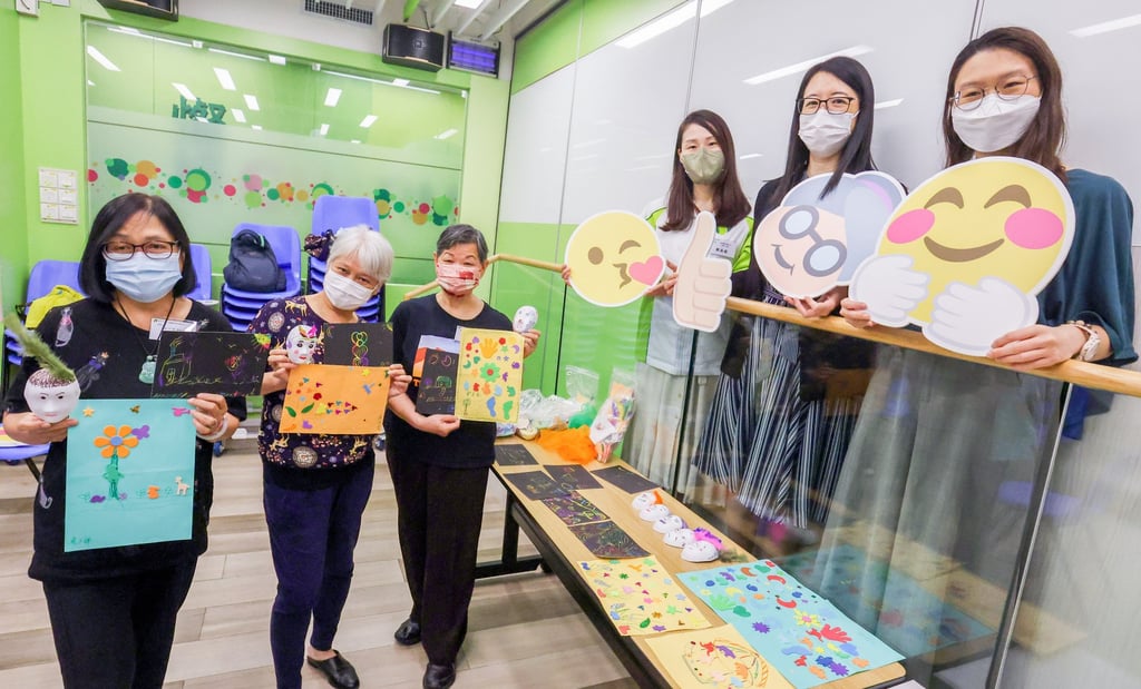 Expressive arts therapy at a community centre in Wong Chuk Hang. Photo: Edmond So