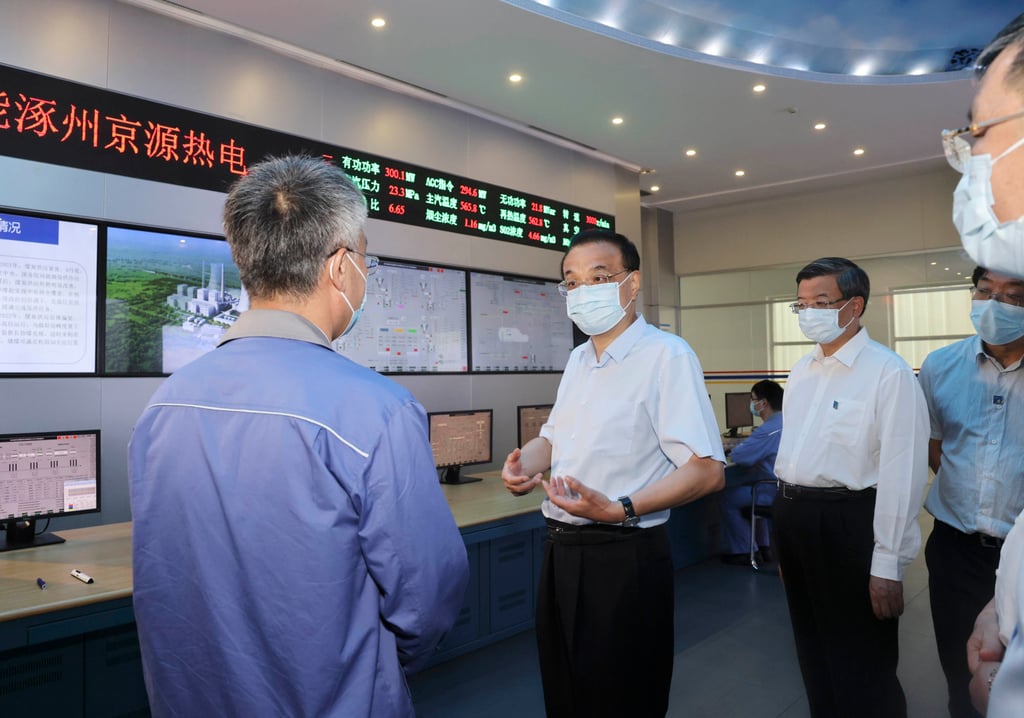 Chinese Premier Li Keqiang visits a thermal power company in north China’s Hebei province on Tuesday. Photo: Xinhua Chinese Premier Li Keqiang visits a thermal power company in north China’s Hebei province on Tuesday. Photo: Xinhua