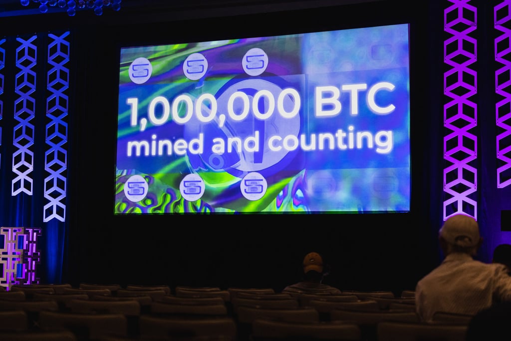 Bitcoin signage is displayed during the CoinDesk 2022 Consensus Festival in Austin, Texas, on June 9, 2022. The festival showcased activities of the cryptocurrency, blockchain, NFT and Web3 ecosystems. Photo: Bloomberg