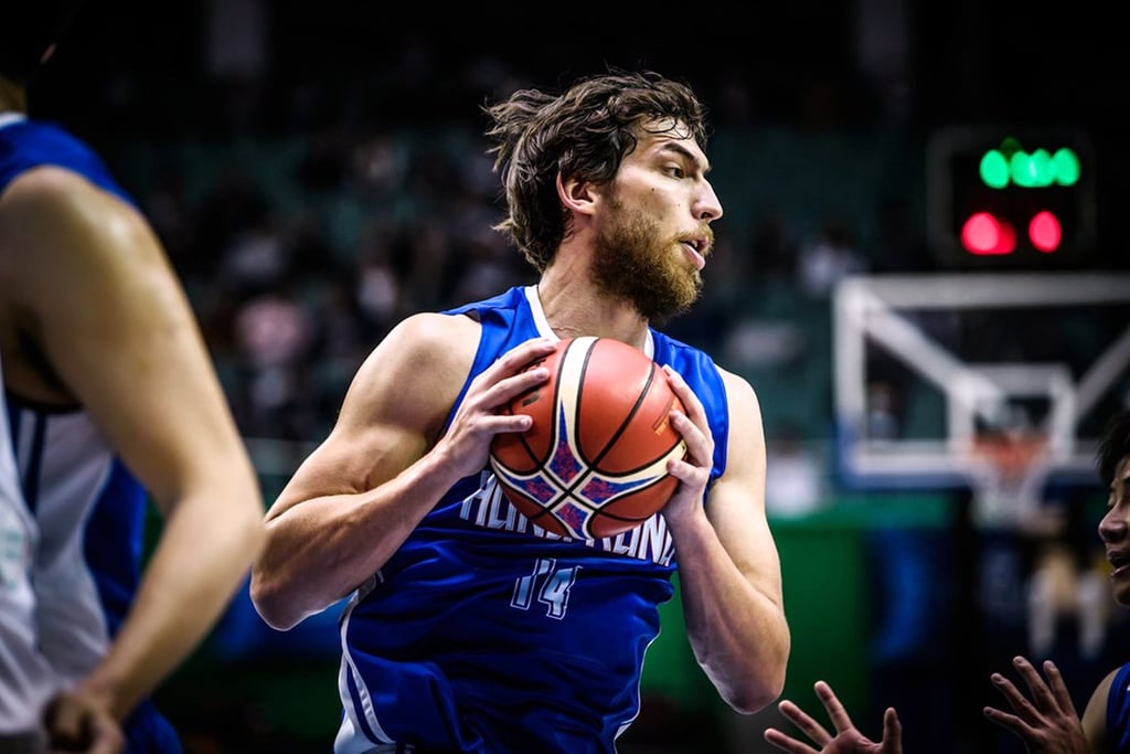 Hong Kong’s Duncan Reid in action against South Korea in the World Cup Asian qualifiers in Seoul. Photo: FIBA Hong Kong’s Duncan Reid in action against South Korea in the World Cup Asian qualifiers in Seoul. Photo: FIBA