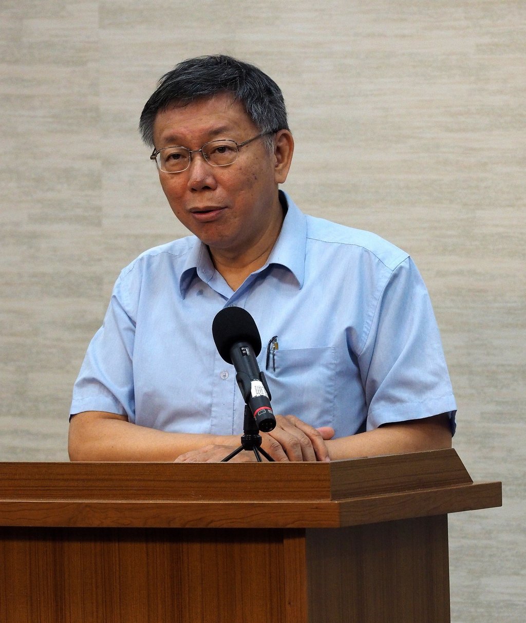 Taipei Mayor Ko Wen-je has drawn criticism for his suggestion to build a bridge between Taiwan’s islet of Quemoy and the Chinese coastal city of Xiamen. Photo: EPA-EFE