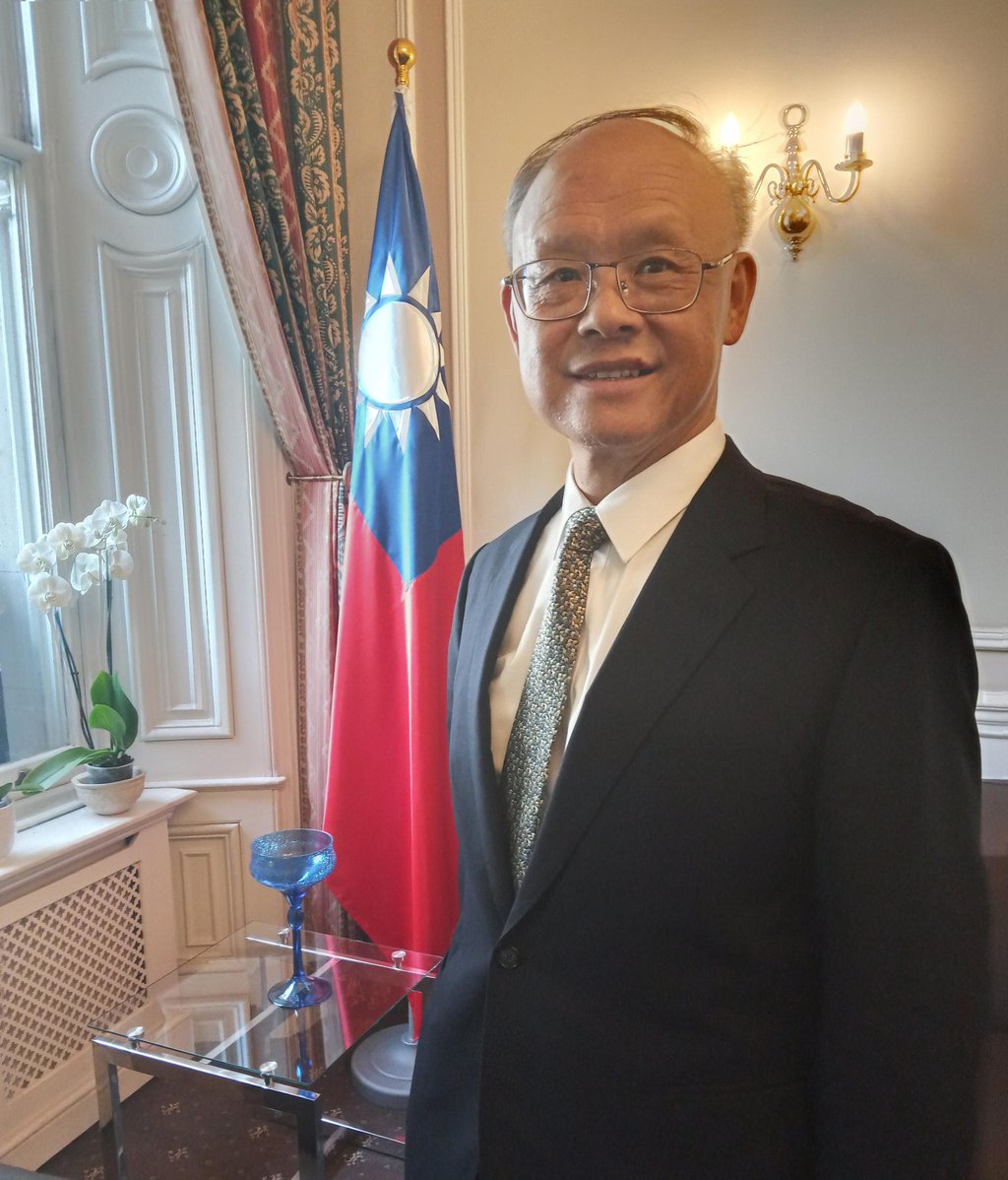 Trade negotiator John Deng has Covid-19 and is isolating at a hotel in Mexico. Photo: Handout Trade negotiator John Deng has Covid-19 and is isolating at a hotel in Mexico. Photo: Handout