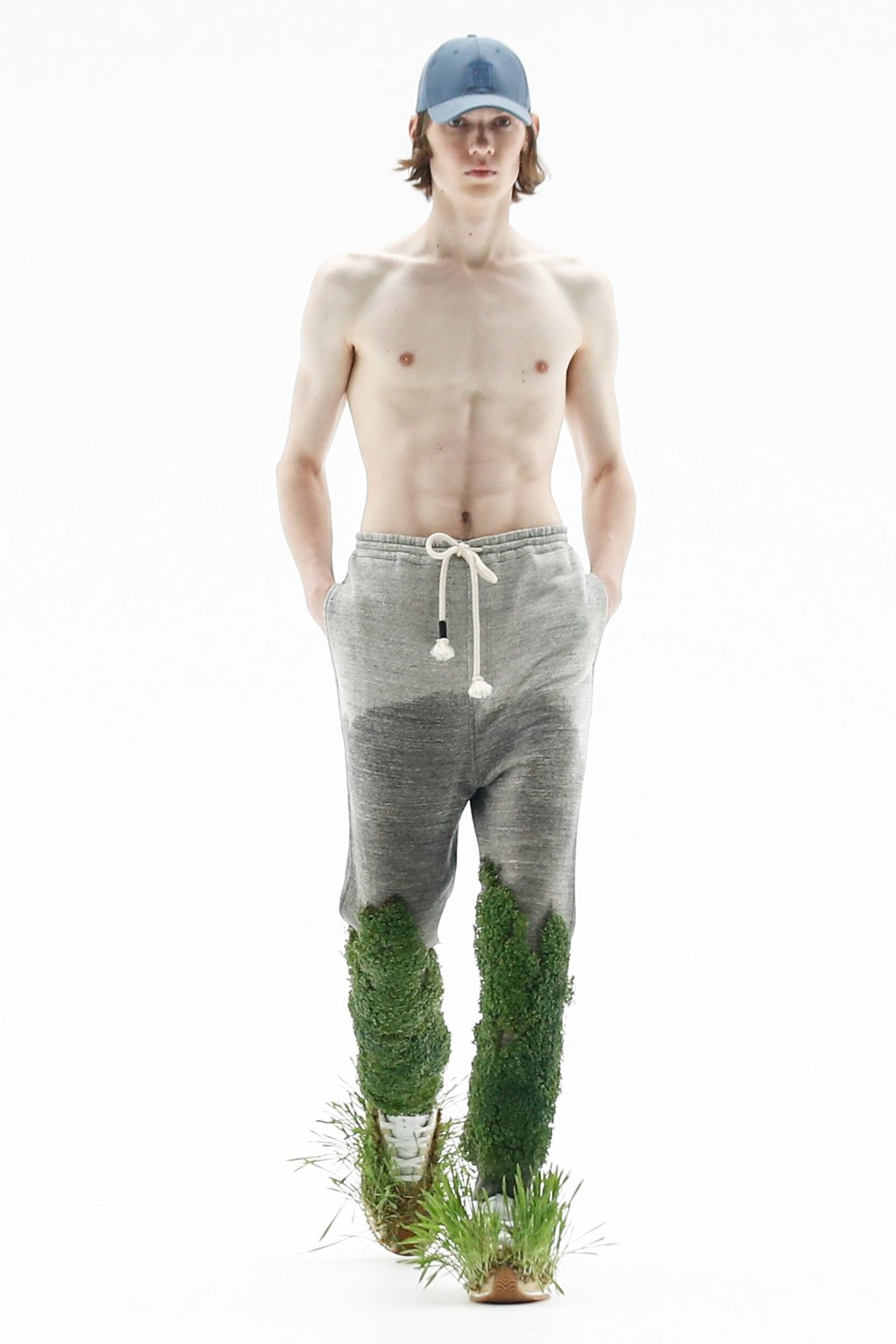 Bare chests indicated vulnerability in the spring/summer 2022-2023 men’s collection by British designer Jonathan William Anderson for the Loewe fashion house during the Paris Fashion Week, in Paris, France, on June 25. Photo: EPA-EFE