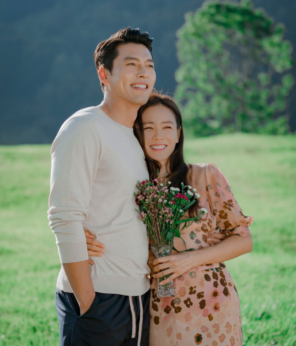 Hyun Bin and Son Ye-jin starred together on Crash Landing on You. Photo: TVN Hyun Bin and Son Ye-jin starred together on Crash Landing on You. Photo: TVN