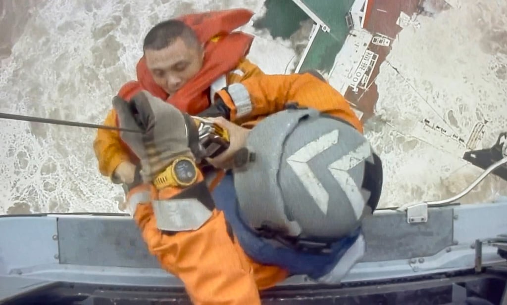 Hong Kong rescue teams pulled to safety three crew members, but 27 are still missing. Photo: Handout Hong Kong rescue teams pulled to safety three crew members, but 27 are still missing. Photo: Handout