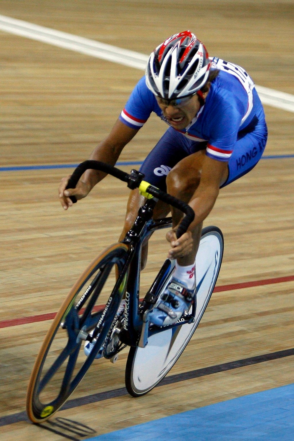 Hong Kong’s Wong Kam-po on his way to the scratch title at the track cycling world championships in Mallorca in 2007. Photo: Reuters
